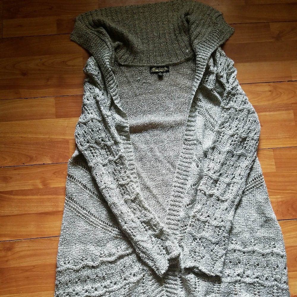 Cardigan - Picture 2 of 2